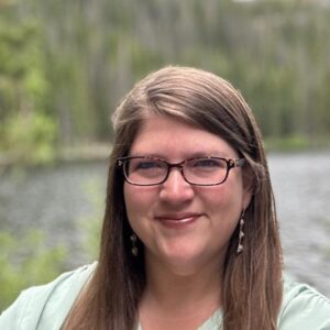 Lindsey Golden Headshot Lindsey Golden Headshot